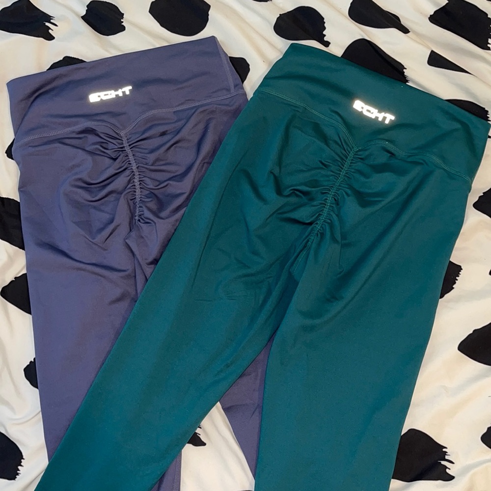 ECHT scrunch butt leggings